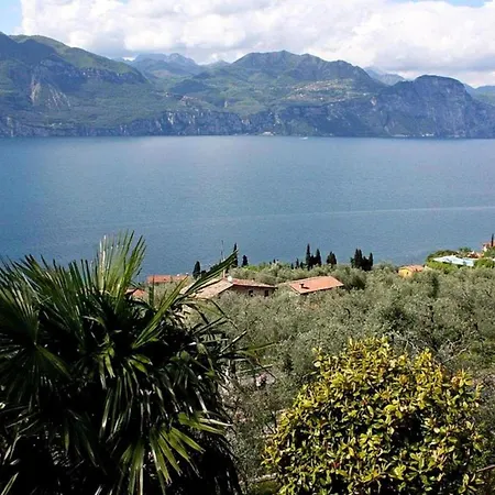 Holiday home Paradiso
